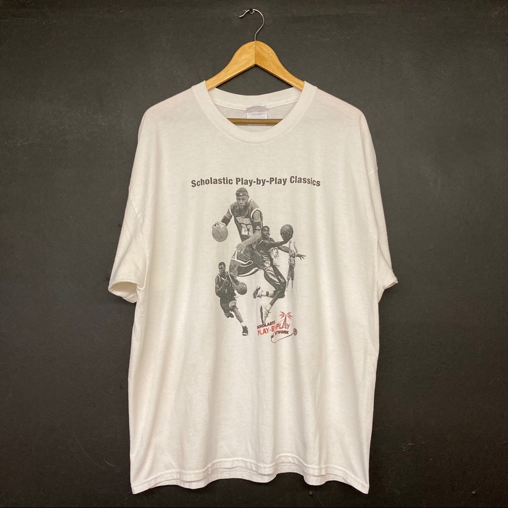 Vintage Lebron James and Kobe Bryant Tee Shirt - Picture 2 of 5